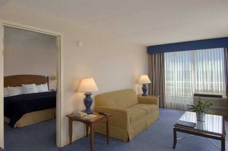 Doubletree By Hilton Hotel Boston Bayside Zimmer foto